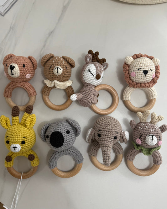 Hochets en bois moyen